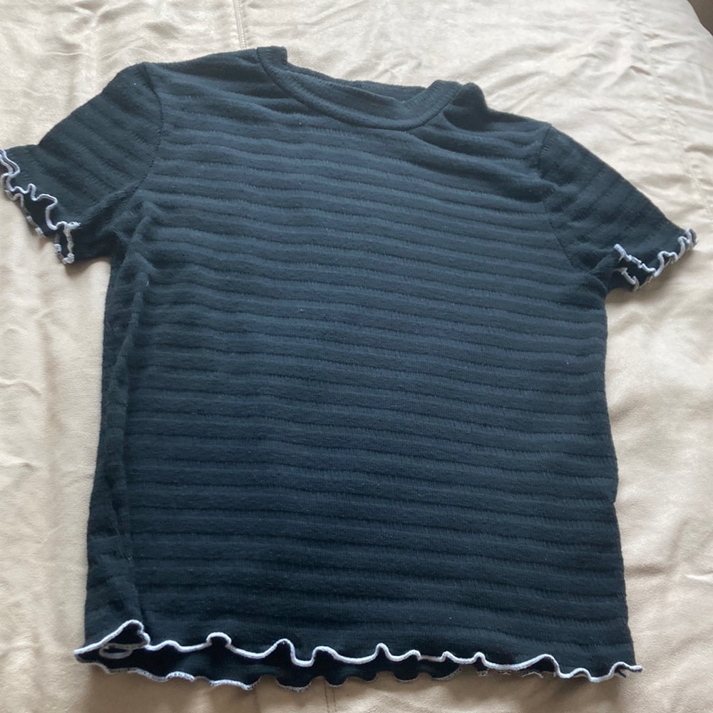 Derek heart shirt size M